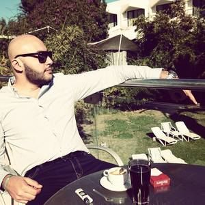 Meet your Posher, Hichem